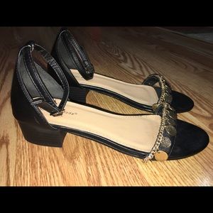 Block heel sandals (redesigned)